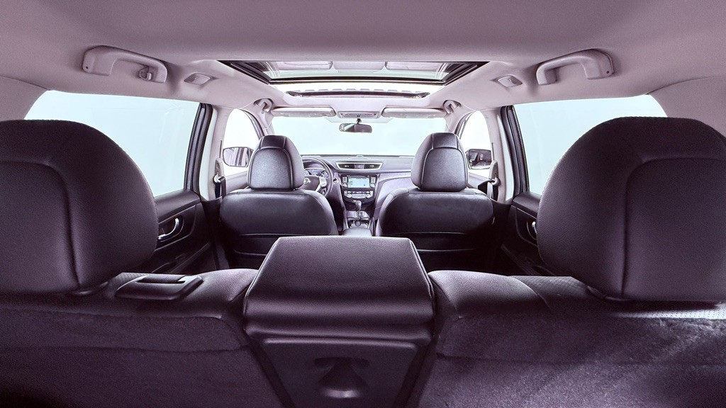 2016 Nissan Rogue Image 19
