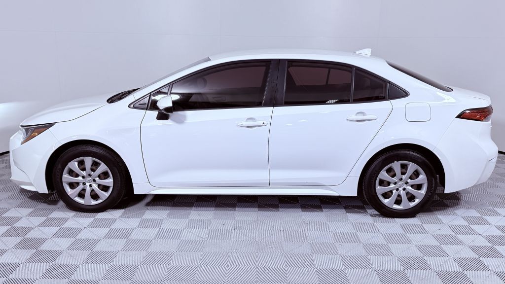 2022 Toyota Corolla Image 6
