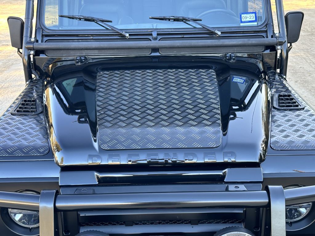 1993 Land Rover Defender Image 5