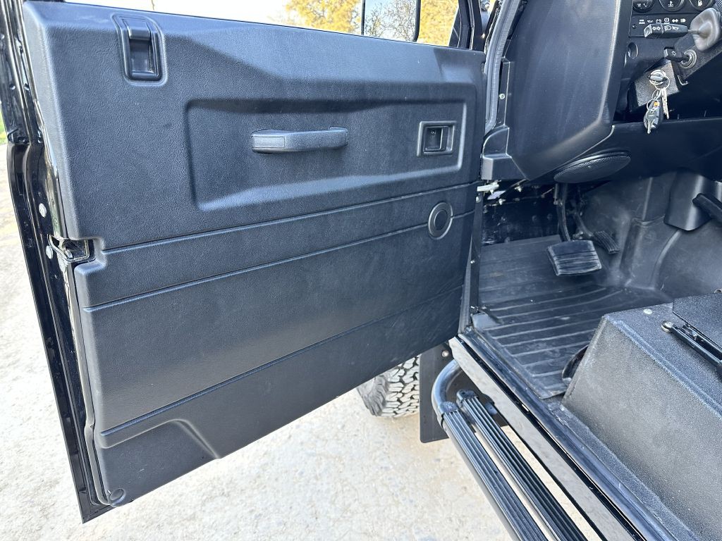 1993 Land Rover Defender Image 20