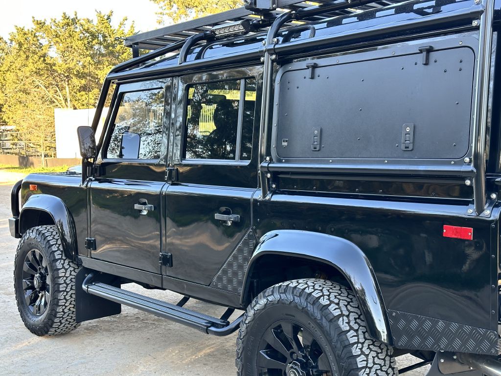 1993 Land Rover Defender Image 33