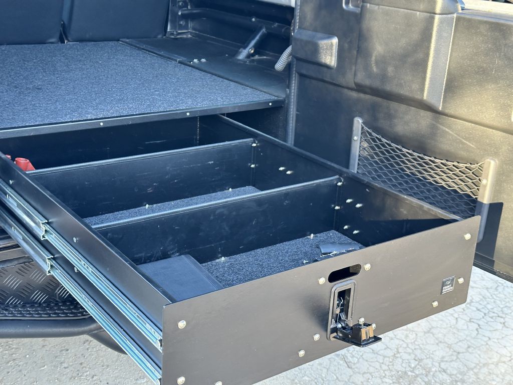 1993 Land Rover Defender Image 38