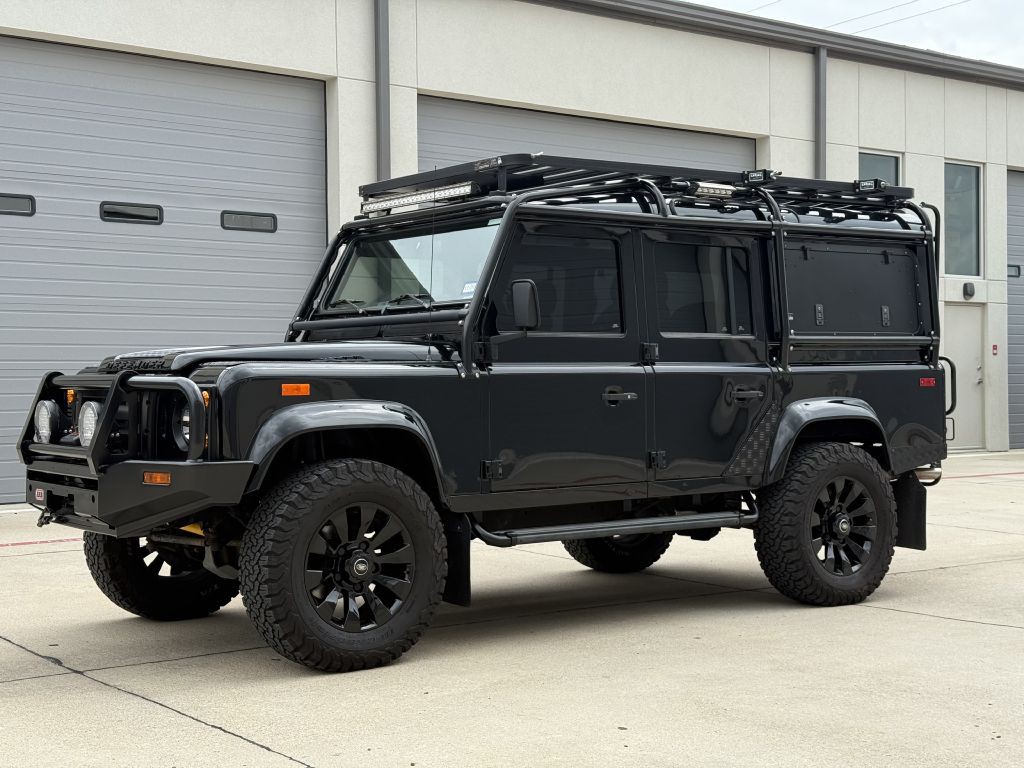 1993 Land Rover Defender Image 3