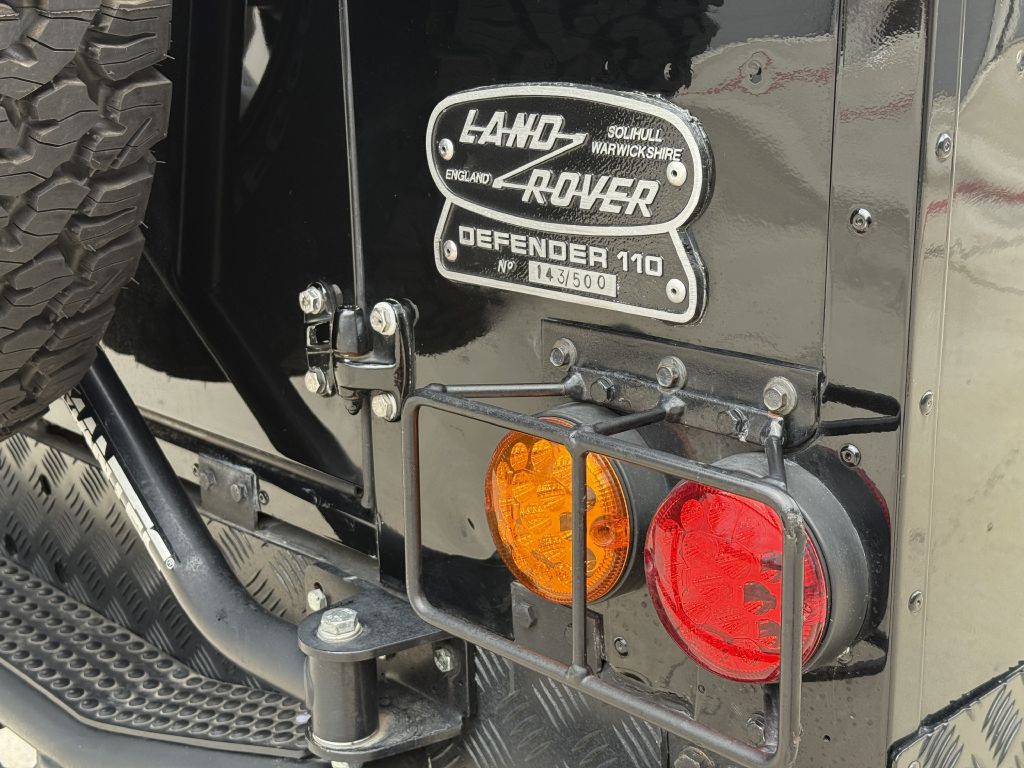 1993 Land Rover Defender Image 8
