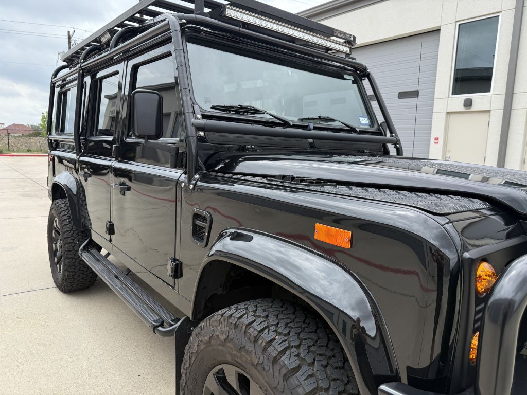 1993 Land Rover Defender Image 13