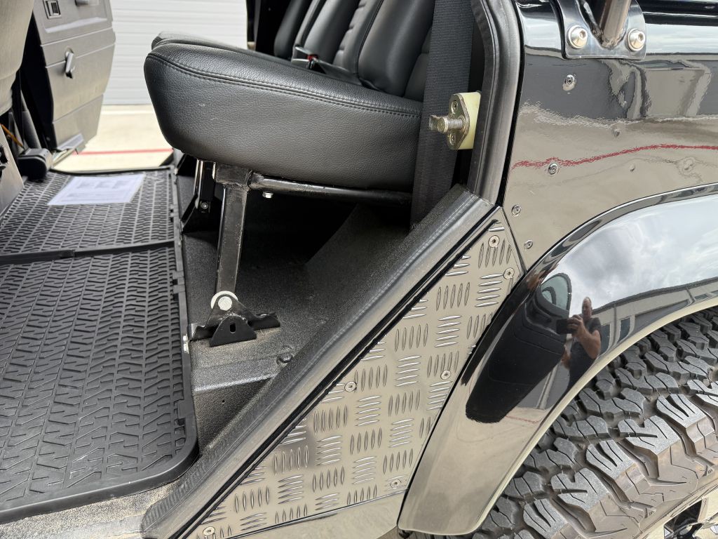 1993 Land Rover Defender Image 31