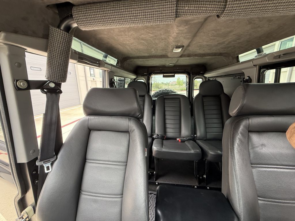 1993 Land Rover Defender Image 38