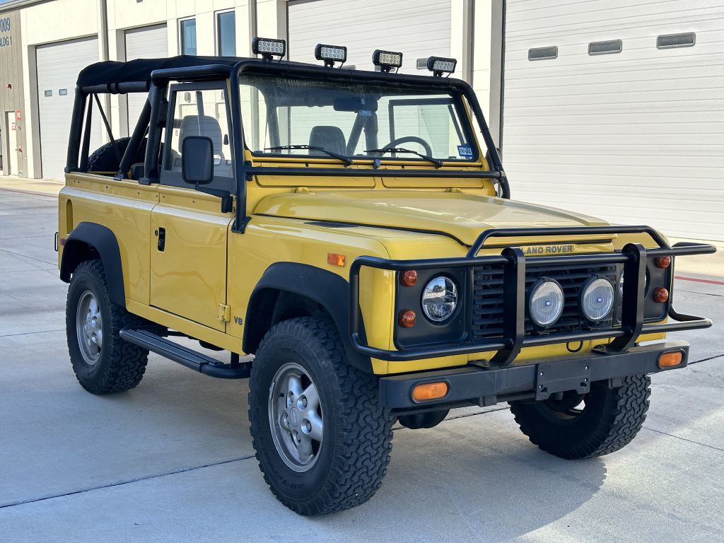 1994 Land Rover Defender Image 2