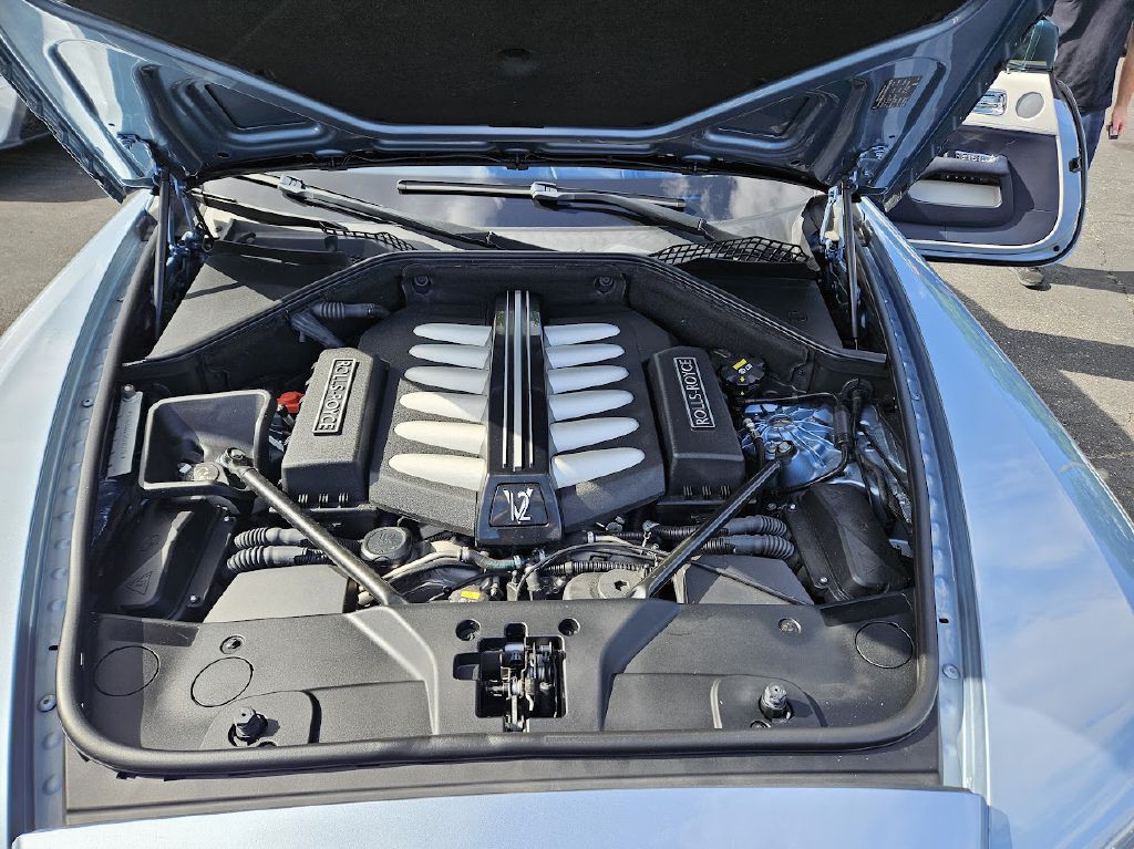 2018 Rolls-Royce Dawn Image 28