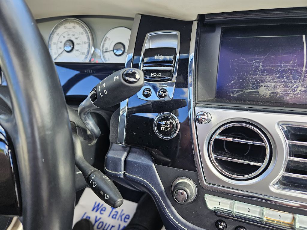 2018 Rolls-Royce Dawn Image 34
