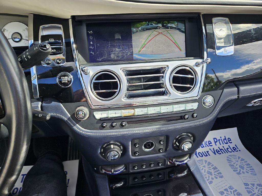2018 Rolls-Royce Dawn Image 39