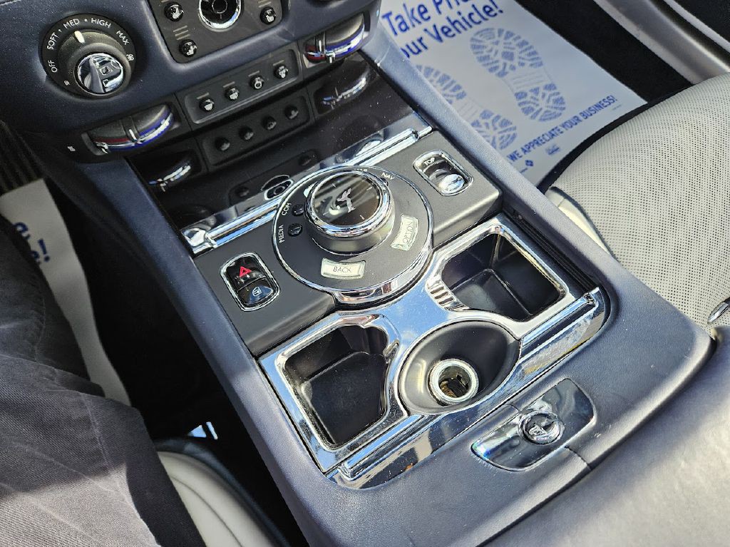 2018 Rolls-Royce Dawn Image 42