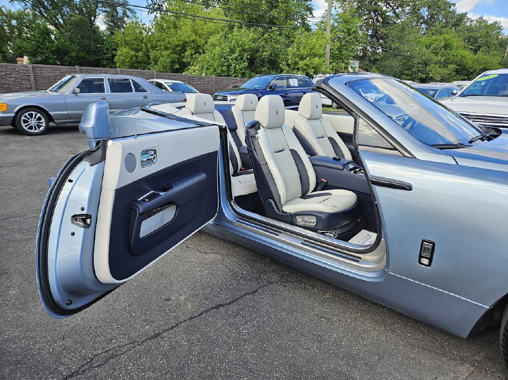 2018 Rolls-Royce Dawn Image 56