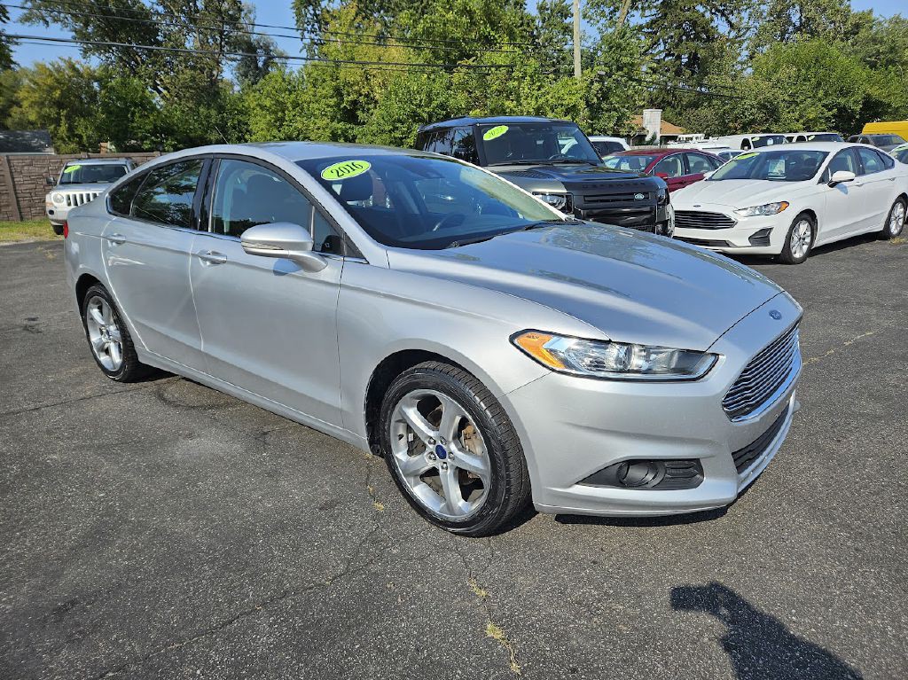 2016 Ford Fusion Image 18