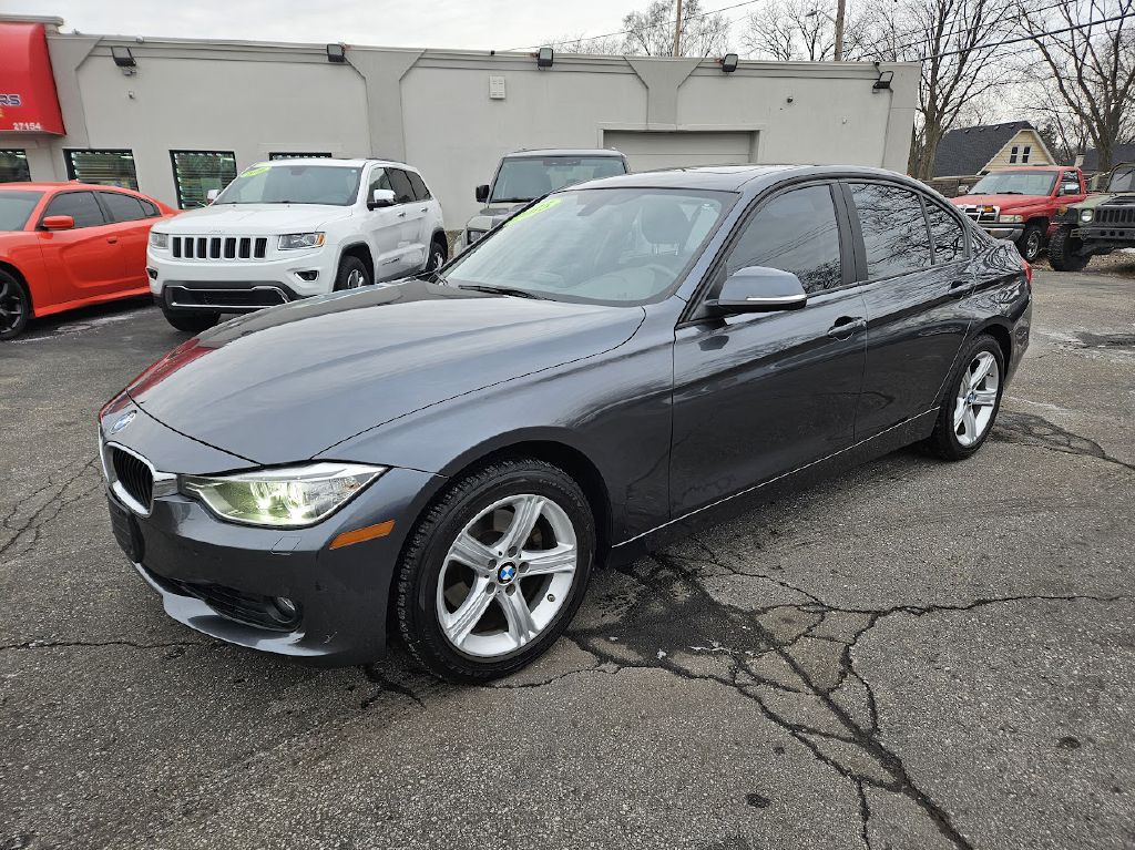 2015 BMW 3 Series Image 1