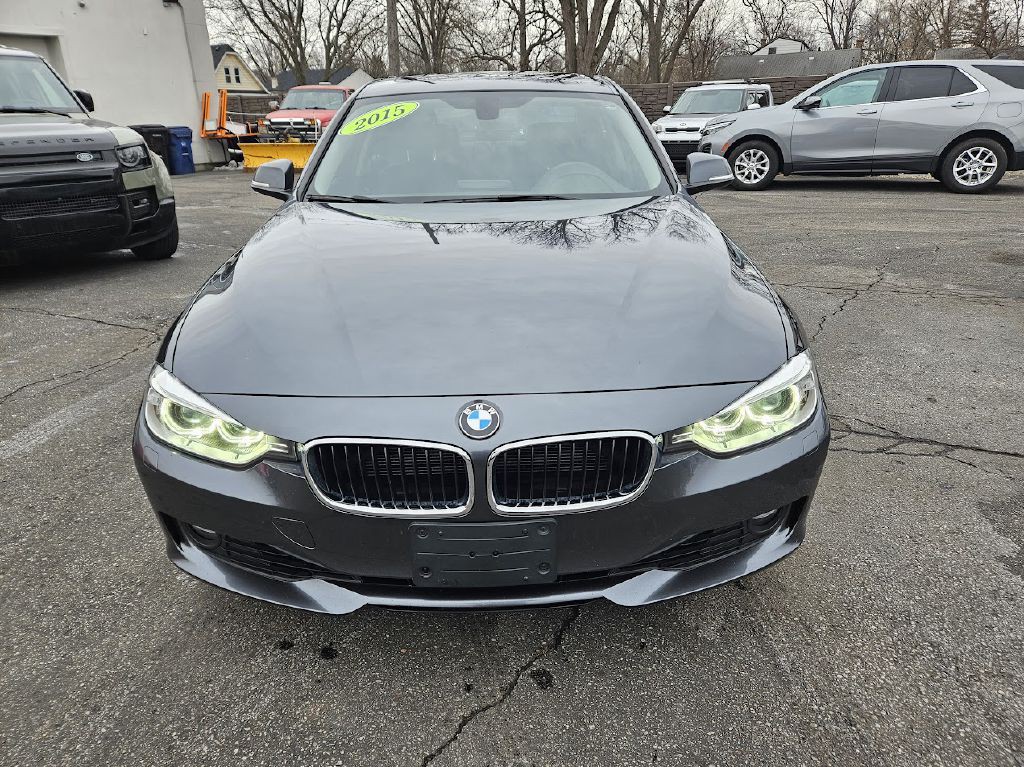 2015 BMW 3 Series Image 4