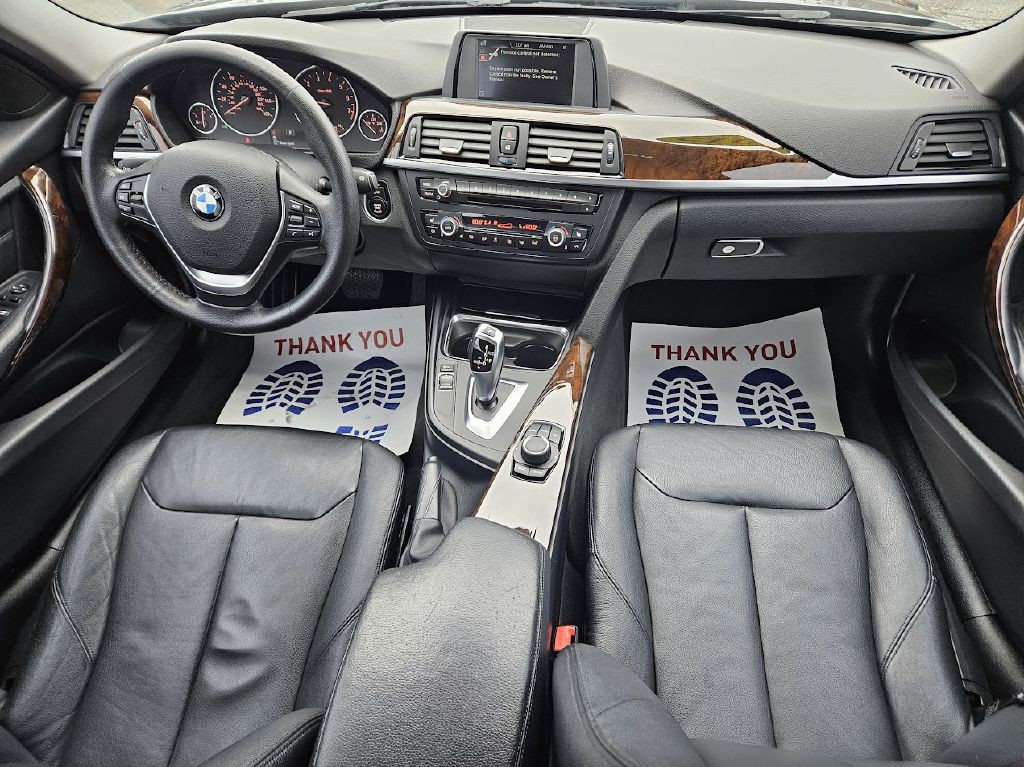 2015 BMW 3 Series Image 48