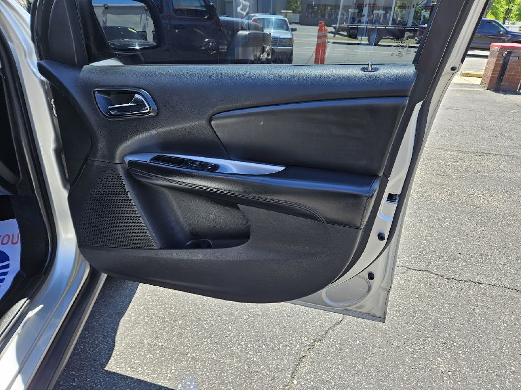 2013 Dodge Journey Image 39