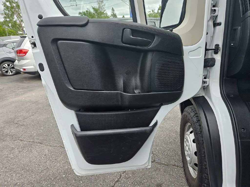 2019 RAM Promaster Image 29