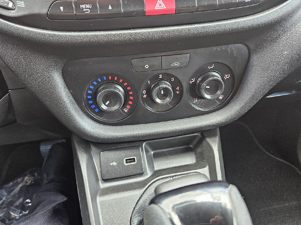 2022 RAM Promaster Image 24