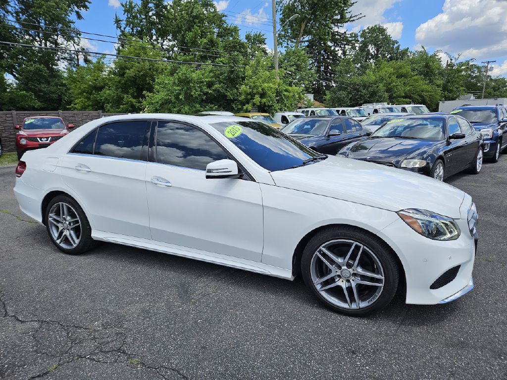 2016 Mercedes-Benz E-Class Image 4