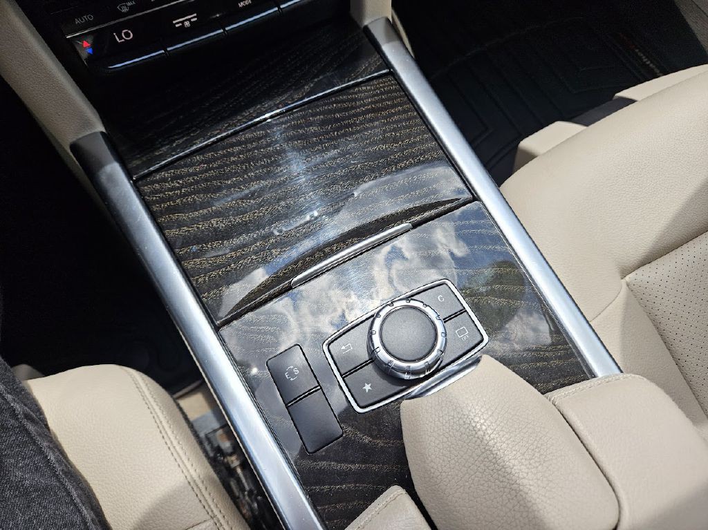 2016 Mercedes-Benz E-Class Image 28