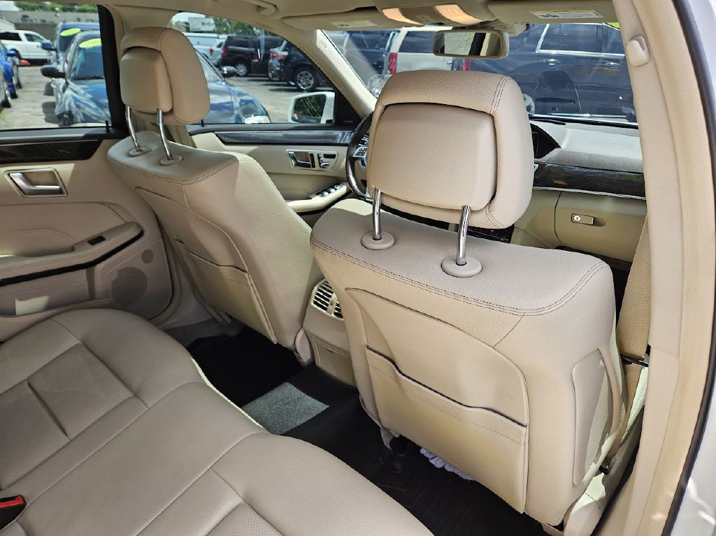 2016 Mercedes-Benz E-Class Image 45