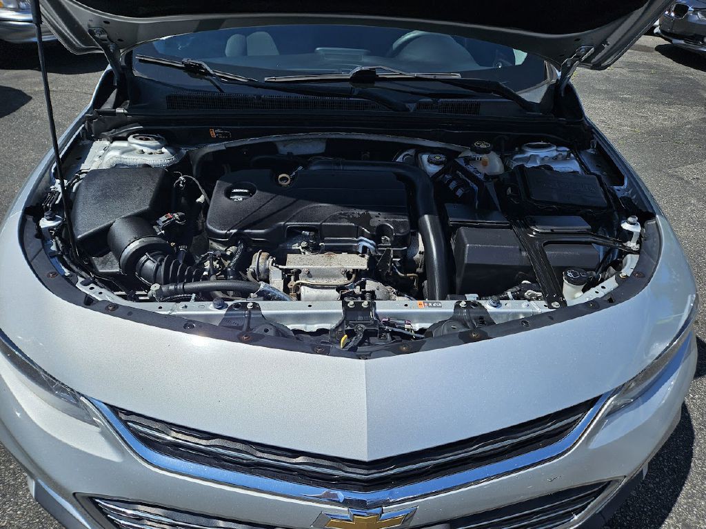 2017 Chevrolet Malibu Image 48