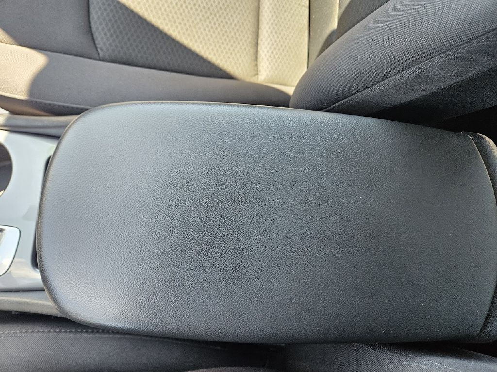 2017 Chevrolet Malibu Image 33