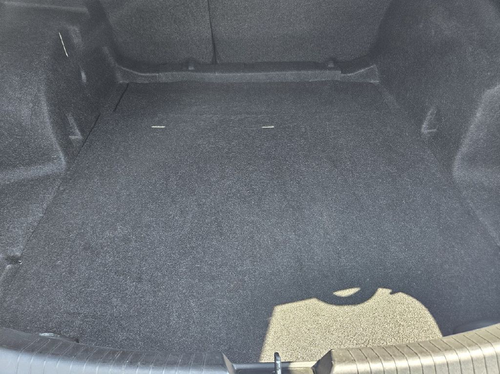 2017 Chevrolet Malibu Image 37