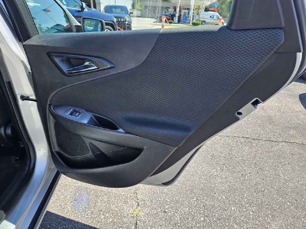 2017 Chevrolet Malibu Image 47