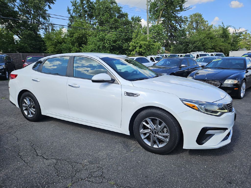 2019 Kia Optima Image 4