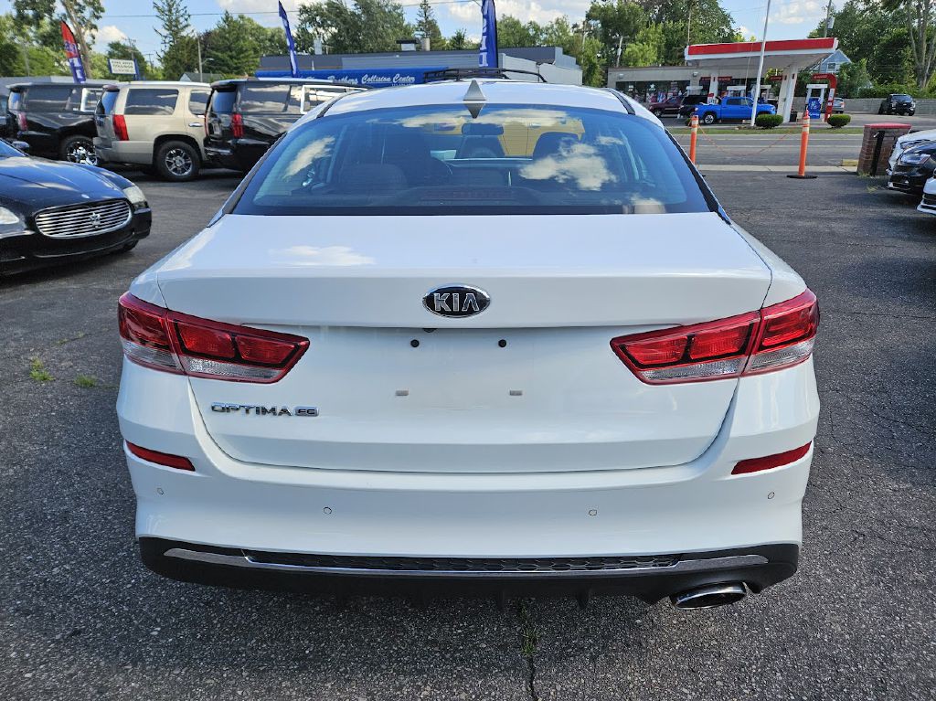 2019 Kia Optima Image 7
