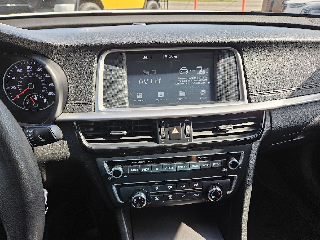 2019 Kia Optima Image 19
