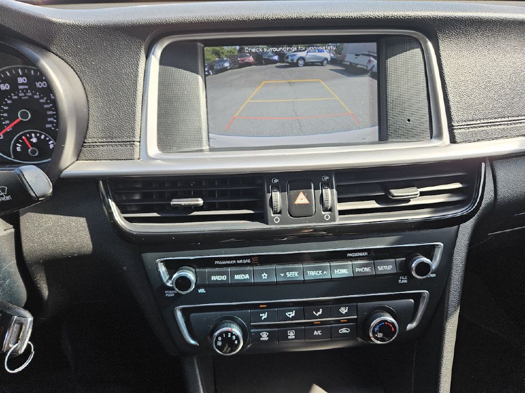 2019 Kia Optima Image 22