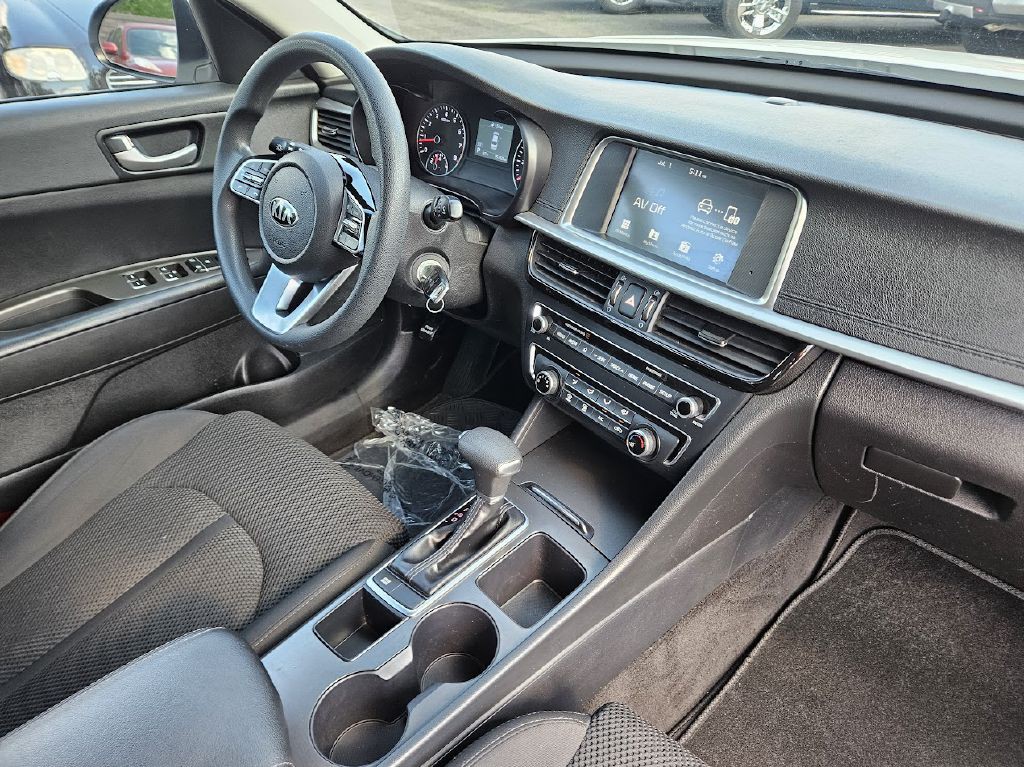 2019 Kia Optima Image 33