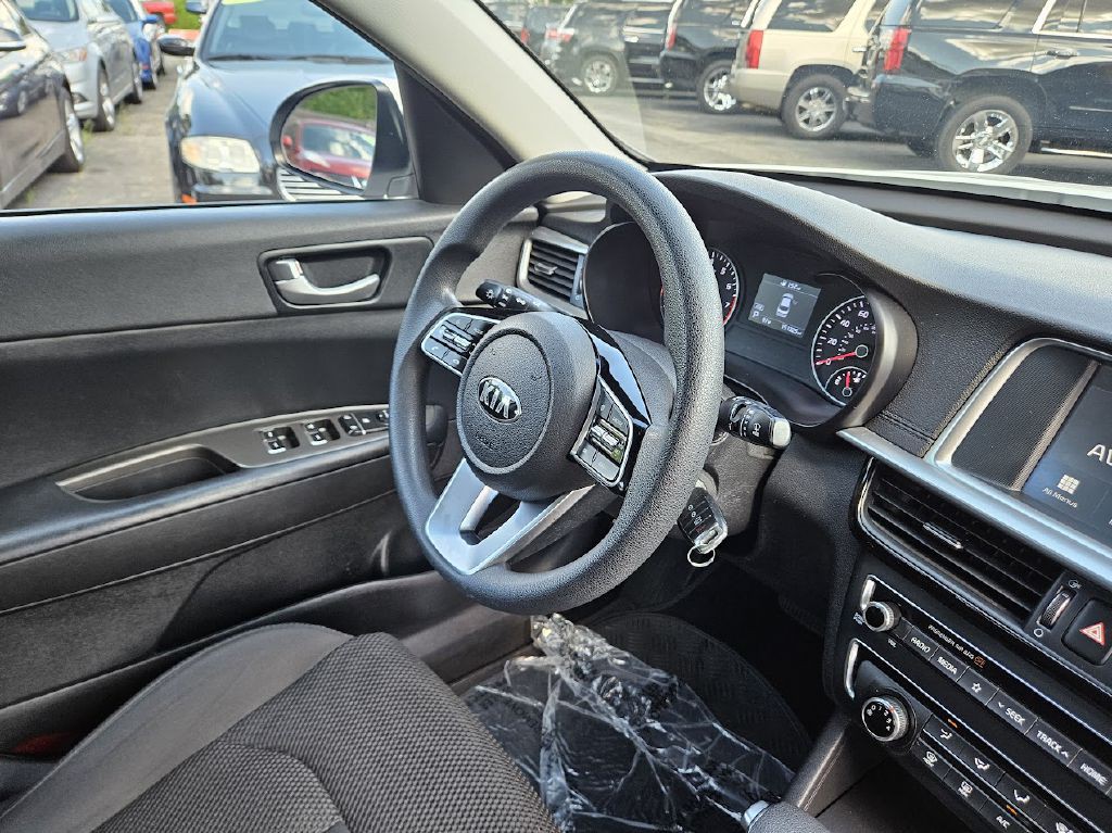 2019 Kia Optima Image 34