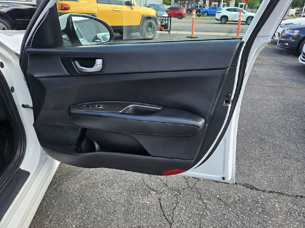 2019 Kia Optima Image 37