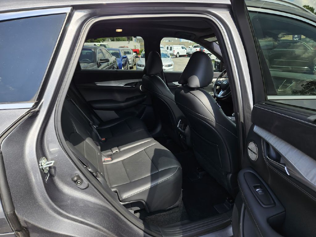 2021 INFINITI QX50 Image 42