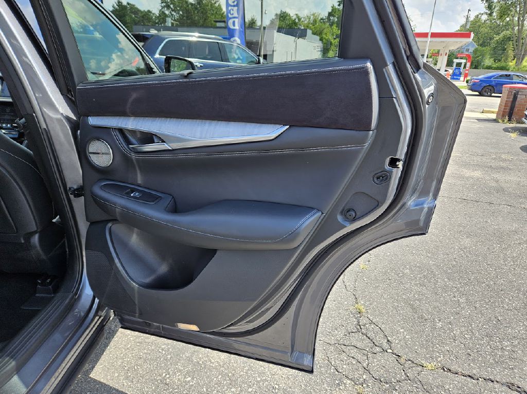 2021 INFINITI QX50 Image 44