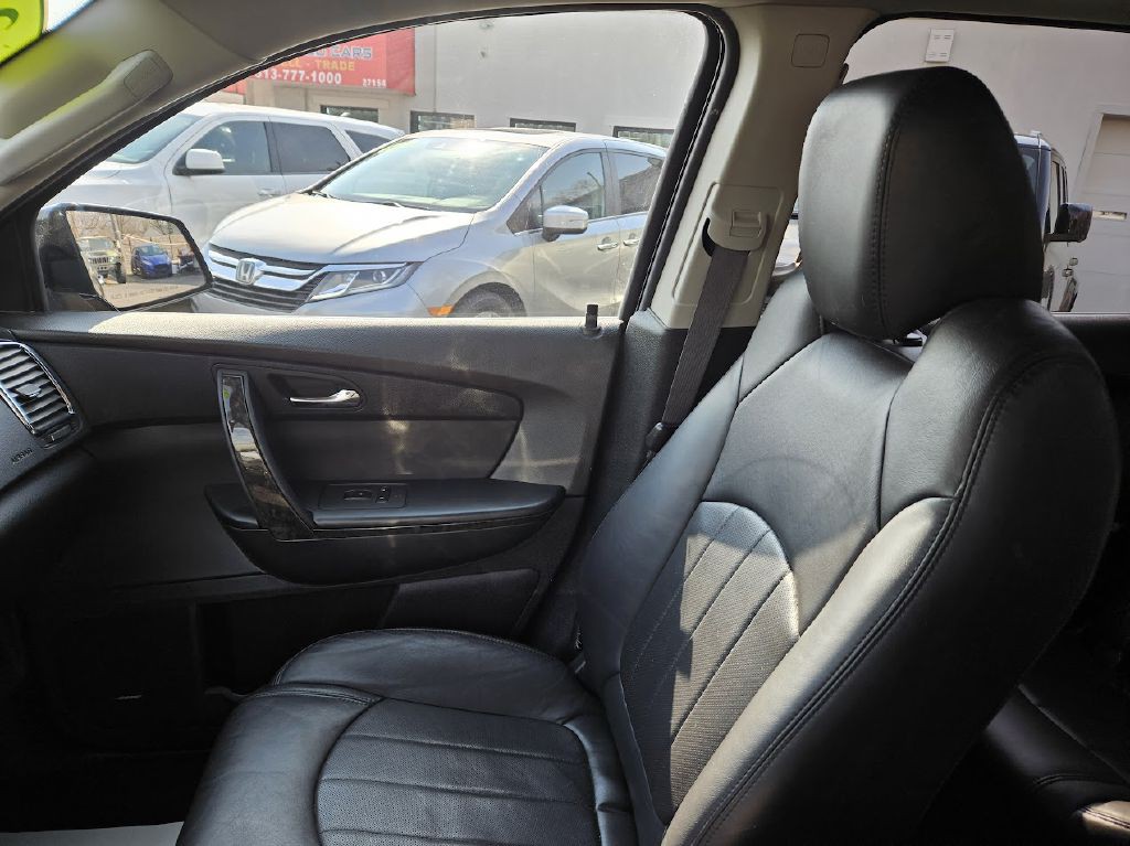 2011 GMC Acadia Image 26