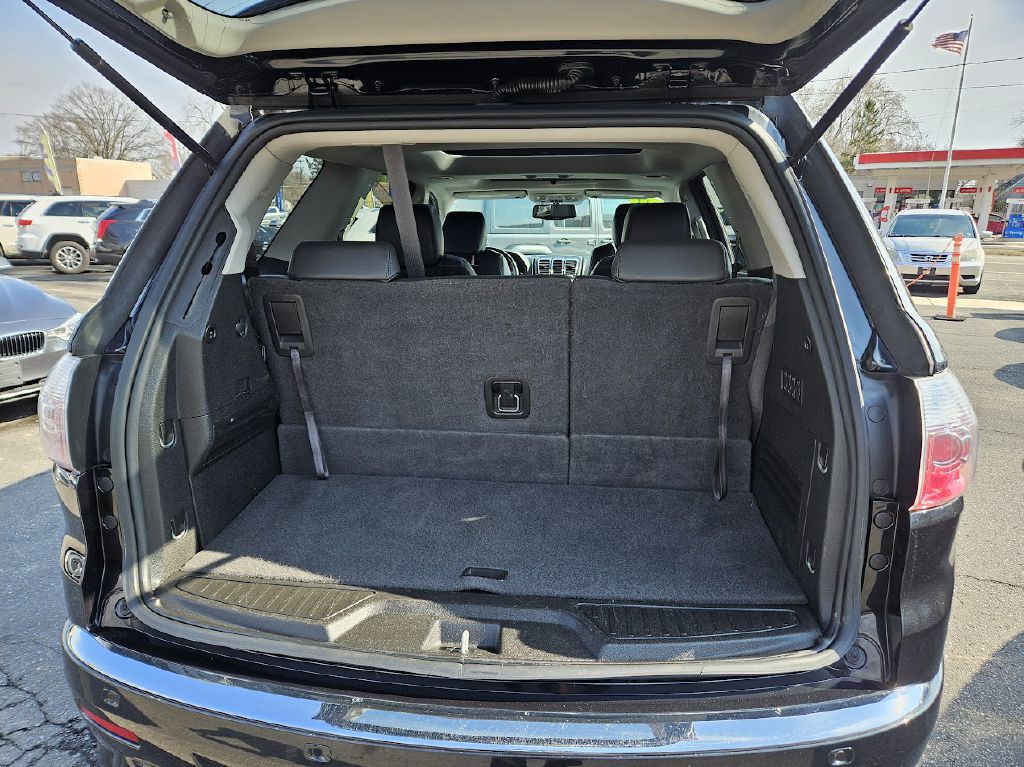 2011 GMC Acadia Image 36