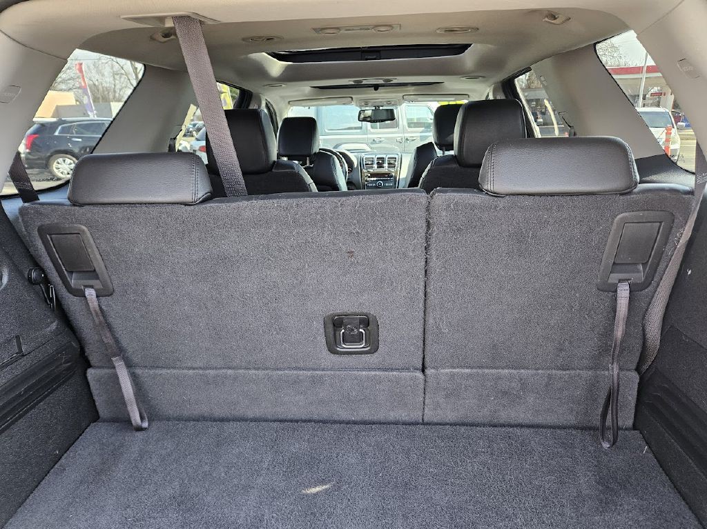 2011 GMC Acadia Image 37