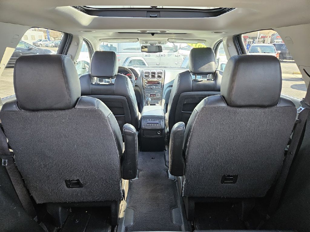 2011 GMC Acadia Image 39