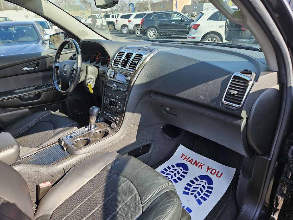 2011 GMC Acadia Image 41