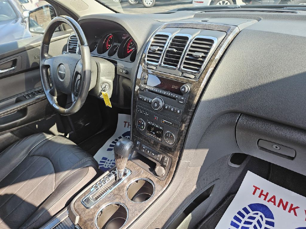 2011 GMC Acadia Image 42