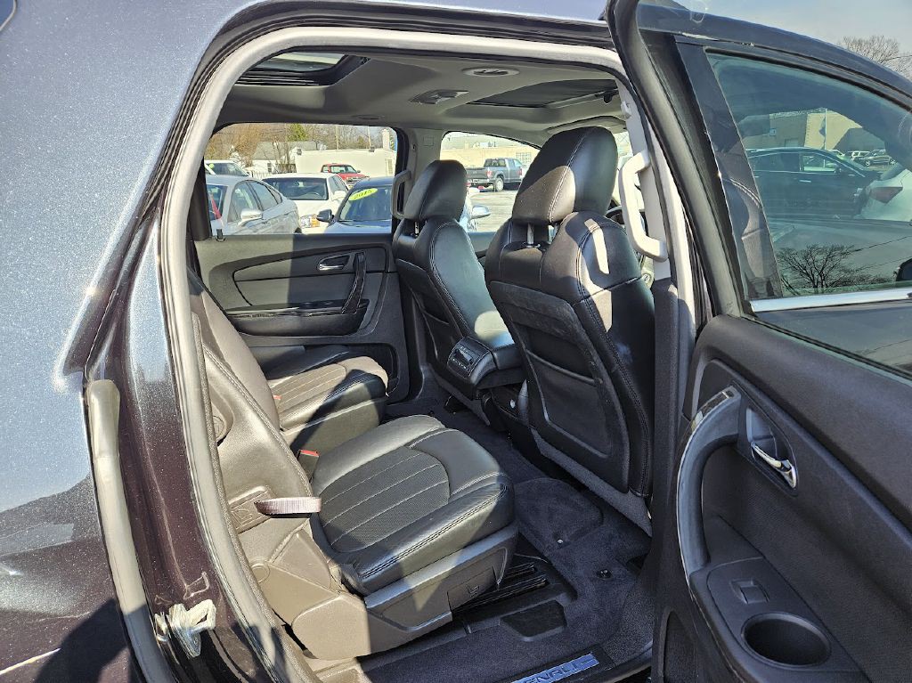 2011 GMC Acadia Image 47