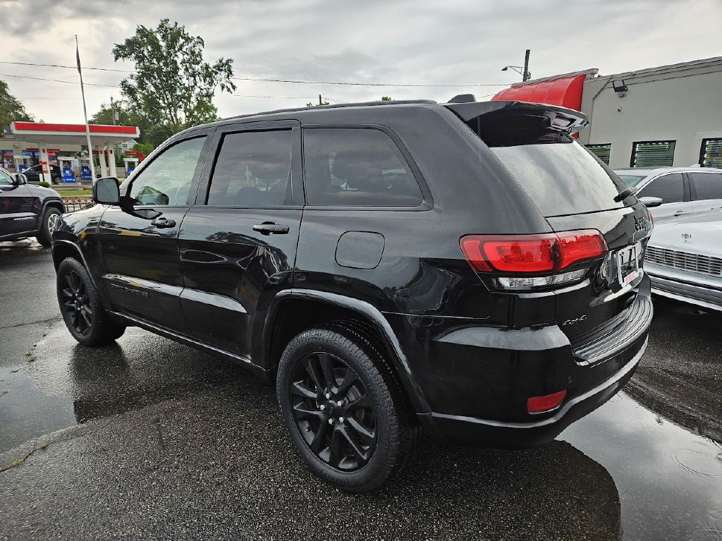 2019 Jeep Grand Cherokee Image 11