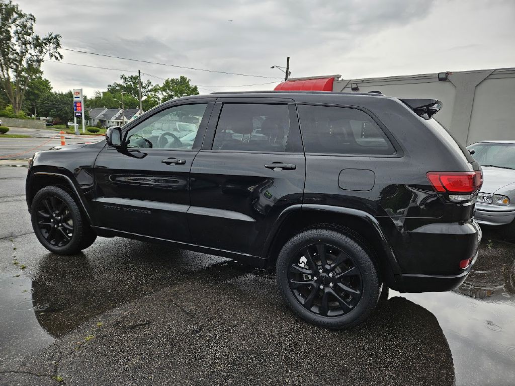 2019 Jeep Grand Cherokee Image 12