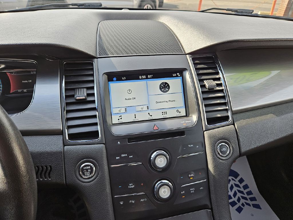 2017 Ford Taurus Image 23